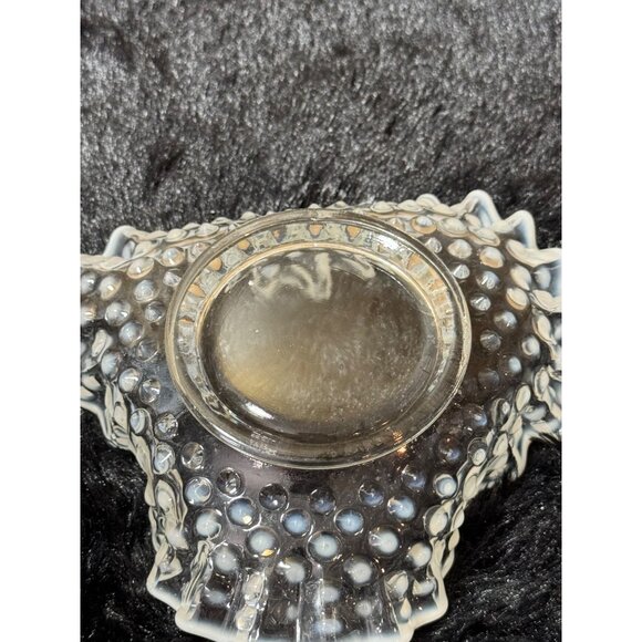 Vintage Hobnail Glass Bowl With Ruffled Opalescent Edges - Picture 2 of 8